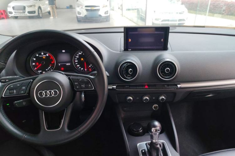 Used Audi A3 2020 Restyled Limousine 35 TFSI Ambition Version China VI Center Console