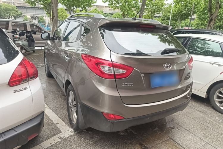 Used Hyundai ix35 2013 2.0L Automatic Two-Wheel Drive Leading GLX China V Emission Standard