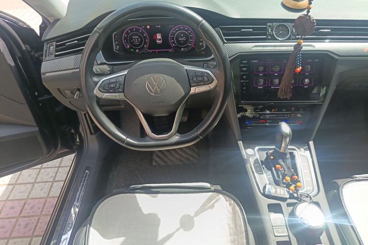 Used Volkswagen Magotan 2020 380TSI DSG Luxury Version Steering Wheel