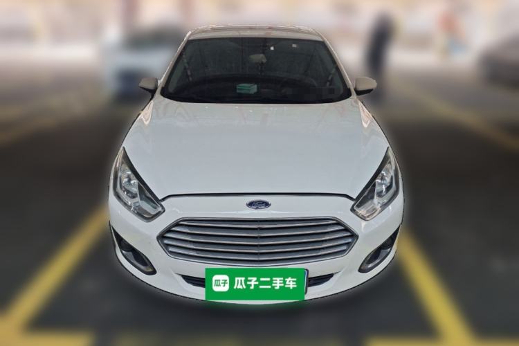 Used Ford Escort 2015 1.5L Manual Fashion Edition