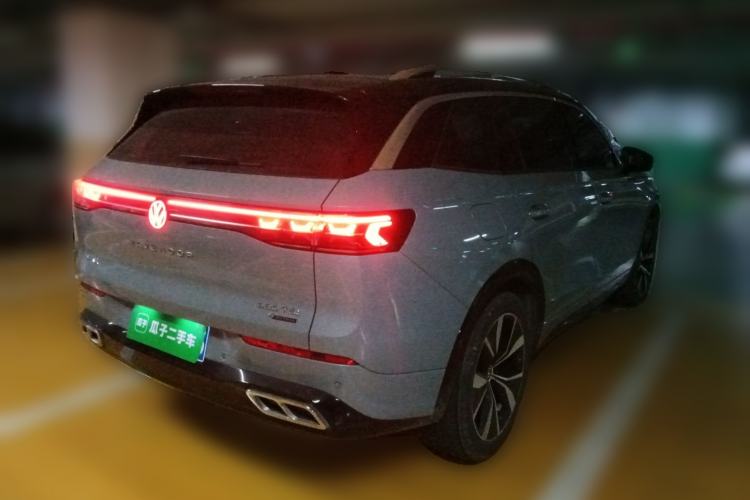 Used Volkswagen Tavendor 2023 380TSI All-Wheel Drive R-Line Journey Edition
