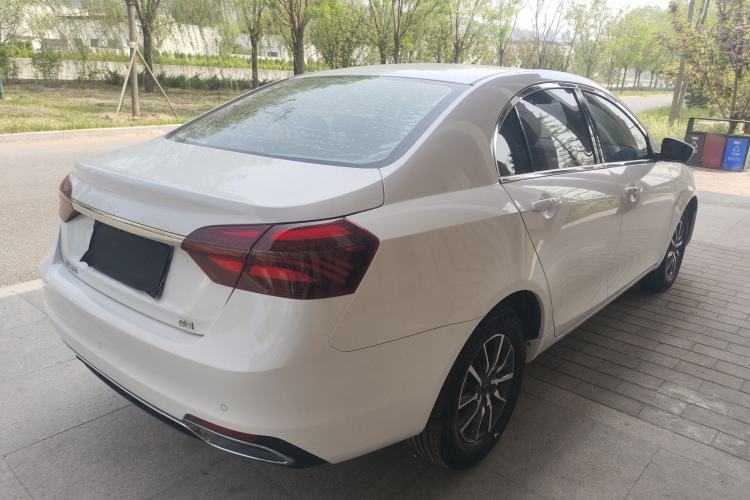 Used Geely Auto Emgrand 2019 Leading Edition 1.5L Manual Luxury Model China VI Standard Rear Right 45 Deg