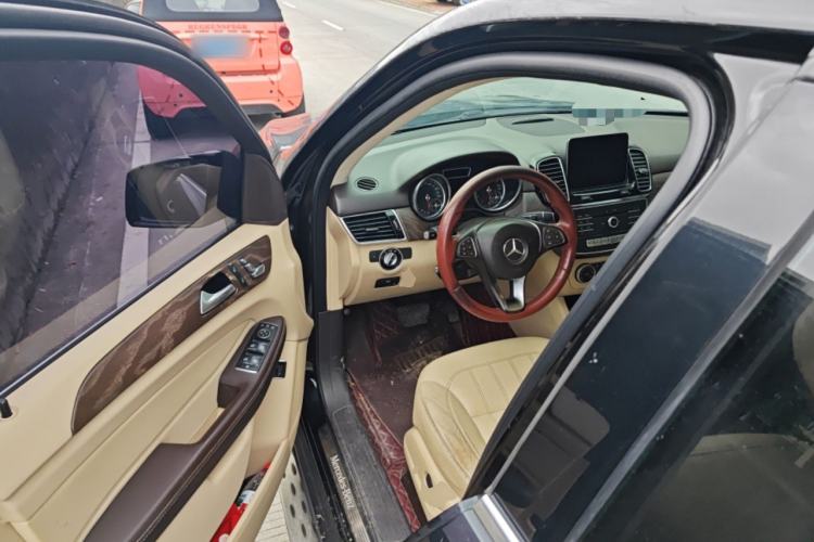 Used Mercedes-Benz GLE  Driver Seat