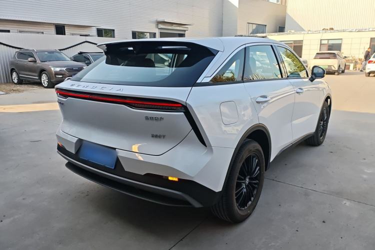 Used Venucia V 2024 260T Idol Joy Ride Pro Edition
