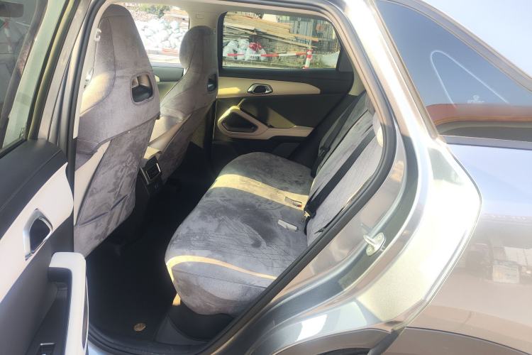 Used BYD Yuan UP 2025 Intelligent Driving Version 401 KM Dynamic Edition