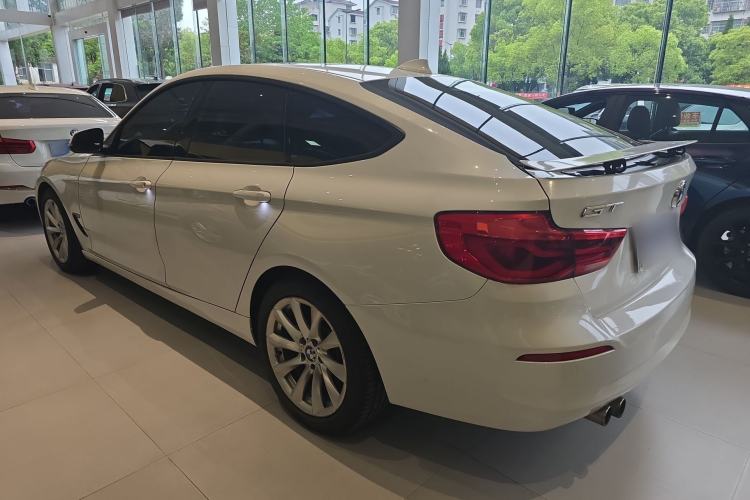Used BMW 3 Series GT 2018 320i Sport Edition
