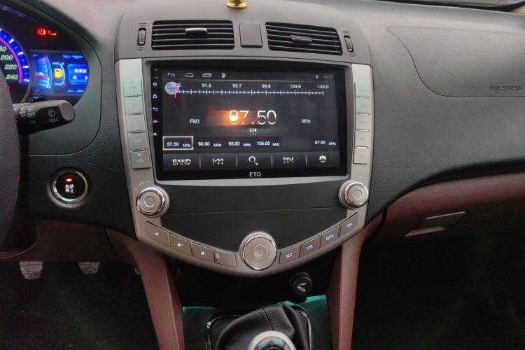 Used BYD S6 2014 2.0L Manual Luxury 5-Seater