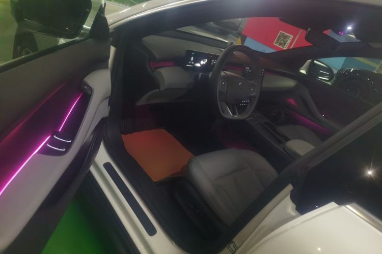 Used Nio ET5T 2023 75 kWh Touring Driver Seat