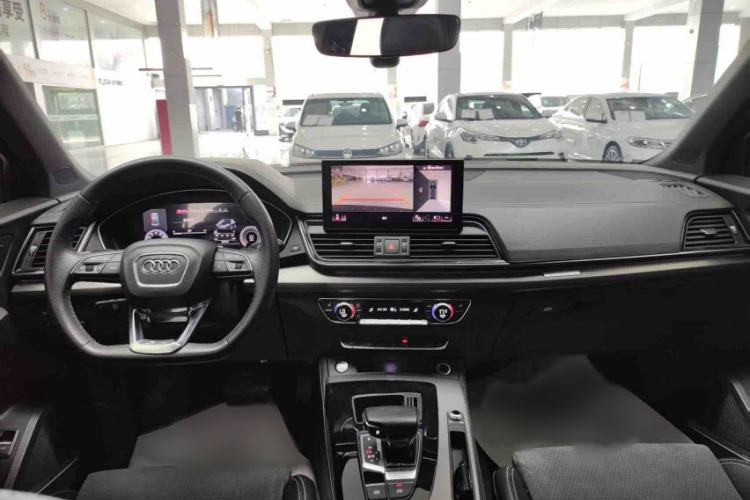 Used Audi Q5L Sportback 2022 45 TFSI Luxury Model Interior 1