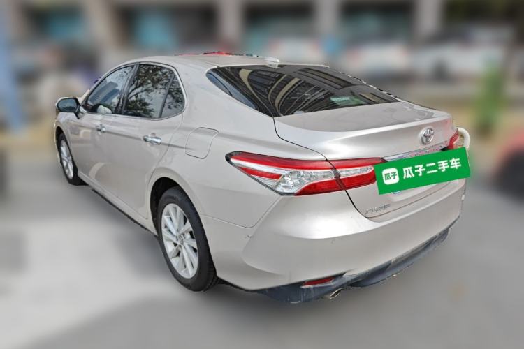Used Toyota Camry 2021 2.0G Luxury Edition
