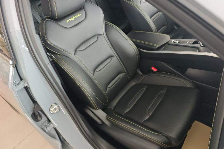 Used Geely Auto Preface 2023 1.5TD Fuyao Version
