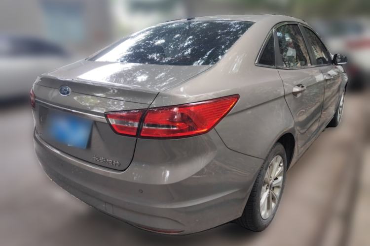 Used Ford Escort 2015 1.5L Automatic Fashion Model Rear Right 45 Deg