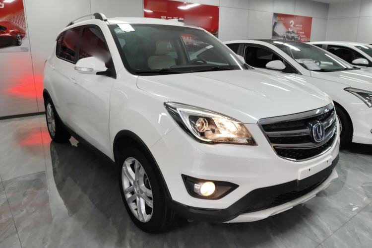 Used CHANGAN CS35 2017 1.6L Manual Luxury Model Front Right 45 Deg