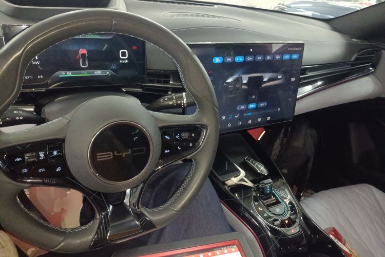 Used BYD Seal 2022 700 km Long-Range Rear-Wheel-Drive Version
