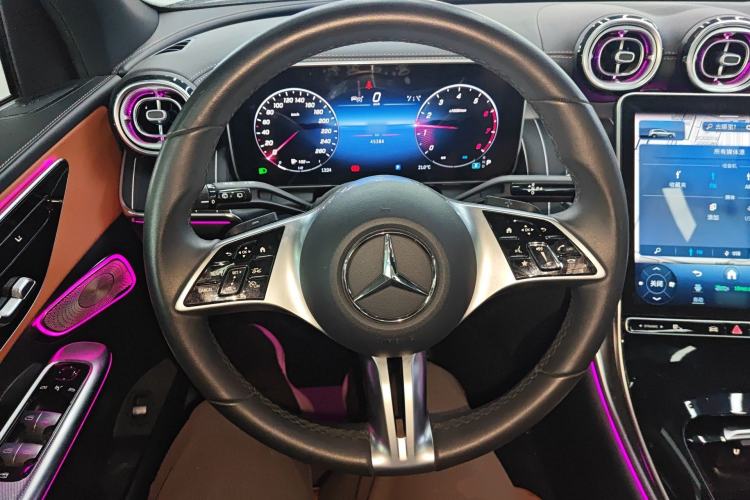 Used Mercedes-Benz GLC 2024 GLC 260 L 4MATIC Dynamic Edition 5-seater Steering Wheel