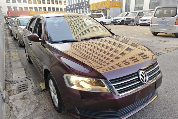 Used Volkswagen Lavida 2013 Revised Classic 1.6L Automatic Fashion Edition