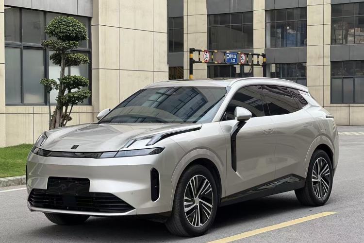 Used Lynk & Co 08 EM-P 2023 120km Long-Range Halo