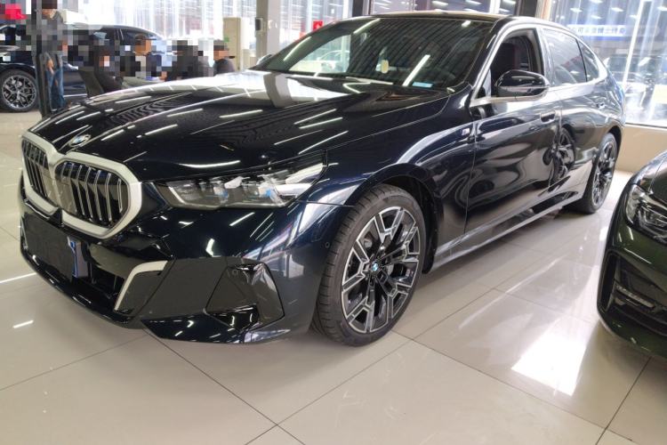 Used BMW 5 Series 2024 530Li Luxury Edition M Sport Package