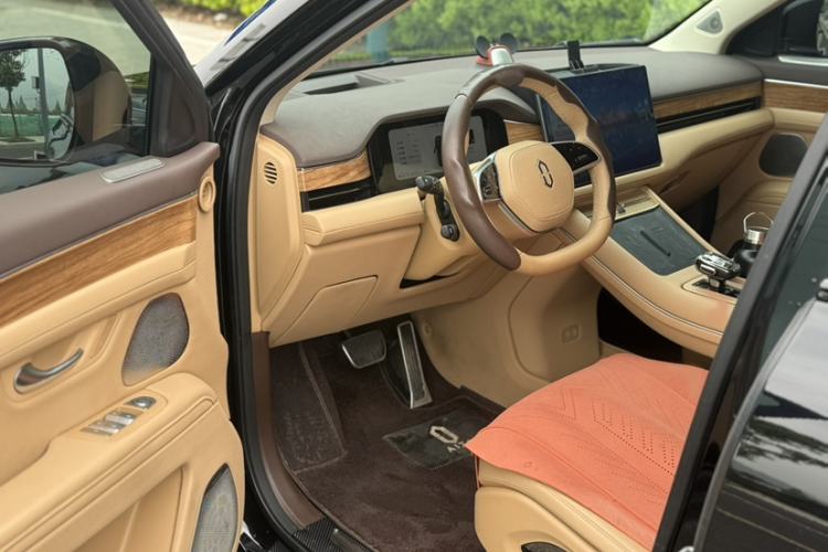 Used Hima AITO M7 2024 1.5T Intelligent Driving 4WD Max Edition 5 Seats