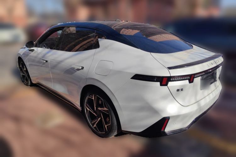 Used Lynk & Co 07 2024 EM-P 126 Long-Range Ultra
