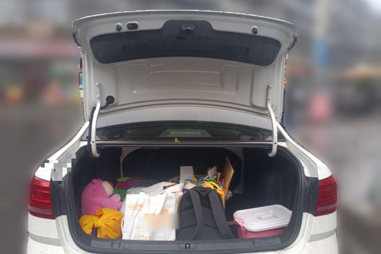 Used Volkswagen Lavida 2017 1.6L Automatic Comfort Edition
