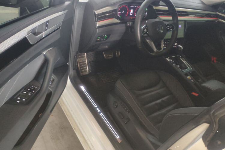 Used Volkswagen FAW-Volkswagen CC 2021 380TSI Striking Edition
