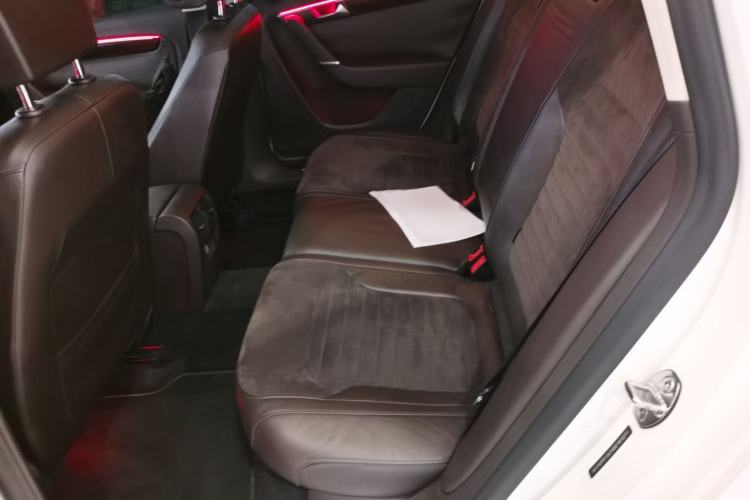 Used Volkswagen Magotan 2012 Travel Edition 2.0 TSI Comfort Version