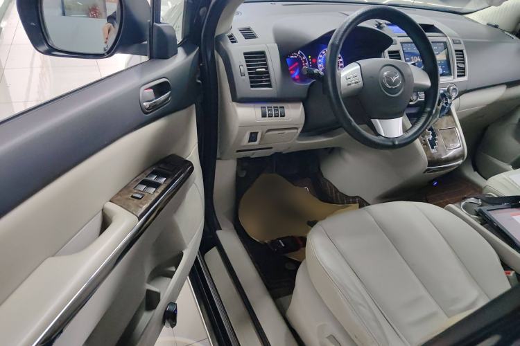 Used Mazda Mazda 8 2013 2.5L Ultimate Edition