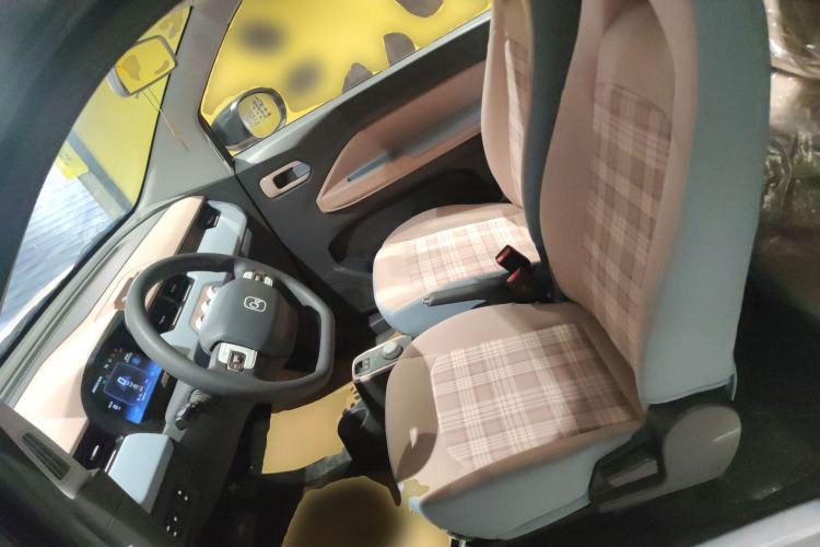 Used Chery QQ Ice Cream 2025 Model 205km Sundae Edition