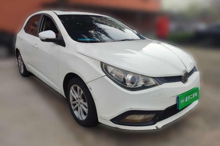 Used MG 5 2012 1.5L Automatic Luxury Edition Front Right 45 Deg