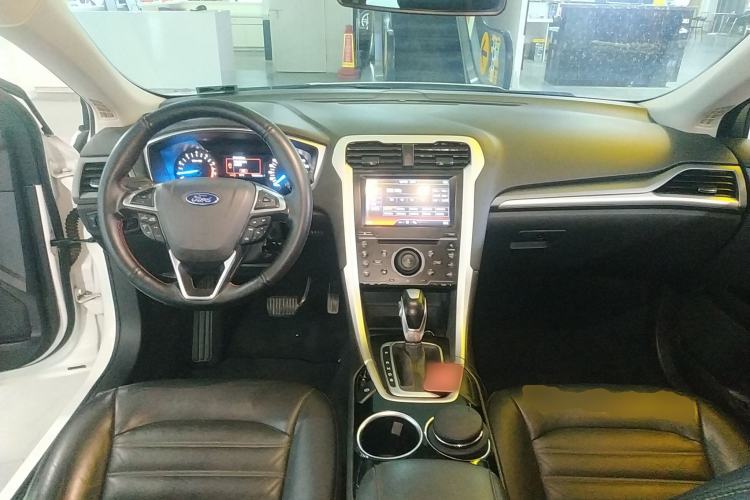 Used Ford Mondeo 2013 1.5L GTDi180 Fashion Edition Center Console