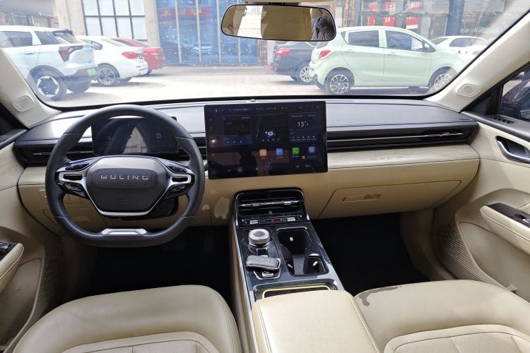 Used Wuling Xingguang 2023 150 Advanced Edition
