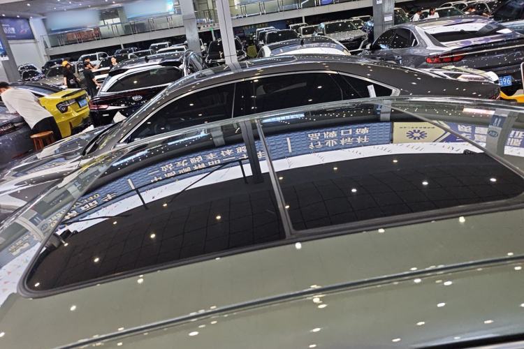 Used Geely Auto Preface 2025 Dongfang Yao 1.5TD Kunlun Edition Roof