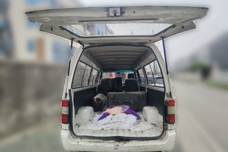 Used Foton Scenic 2014 2.0L Express Classic Long-Wheelbase Low-Roof 486EQV4
