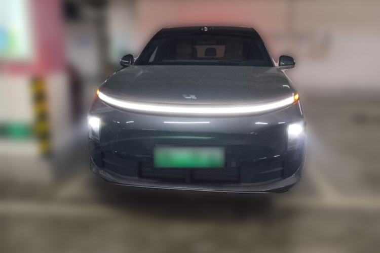 Used Li Auto L6 2025 Pro Smart Refresh Edition Front