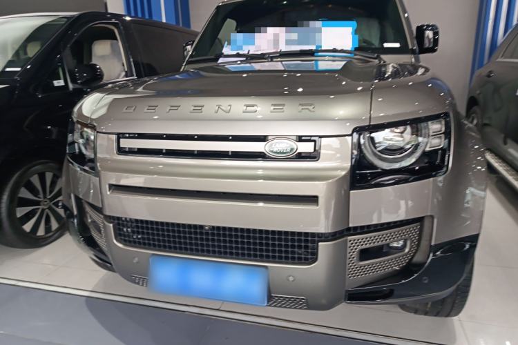 Used Land Rover Defender 2025 110 3.0T P400 – Dynamic HSE Front