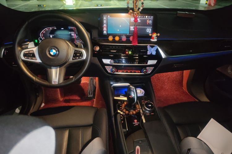 Used BMW 6 Series GT 2024 630i M Sport Luxury Package Center Console