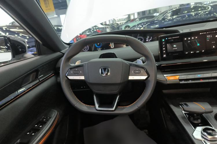 Used CHANGAN UNI-V 2022 1.5T Prestige Version Steering Wheel