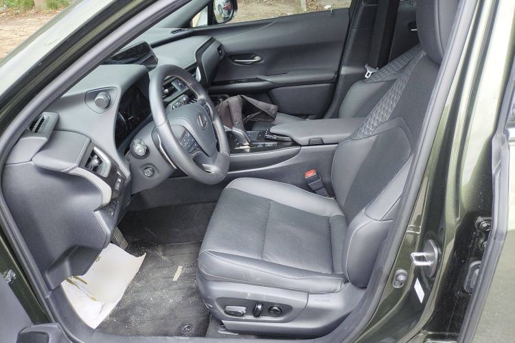 Used Lexus UX New Energy 2020 300e Pure·Joy Edition Left Front Seat