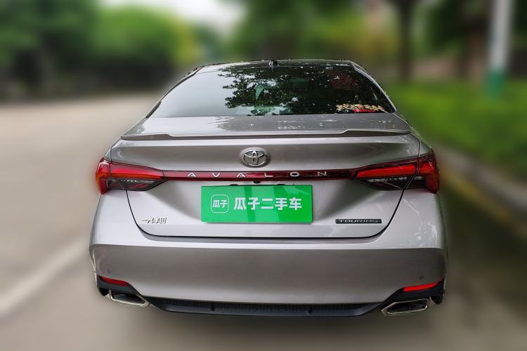 Used Toyota Avalon 2019 2.5L Touring Premium Version China VI Standard
