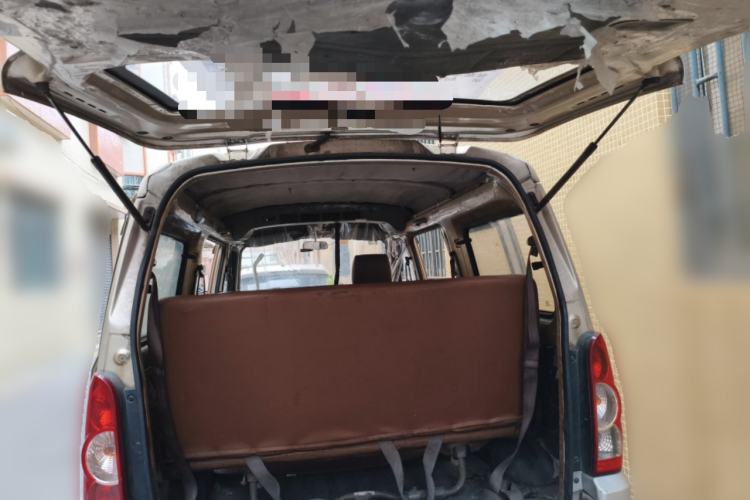 Used Wuling Rongguang 2014 1.2L S Base Model Trunk