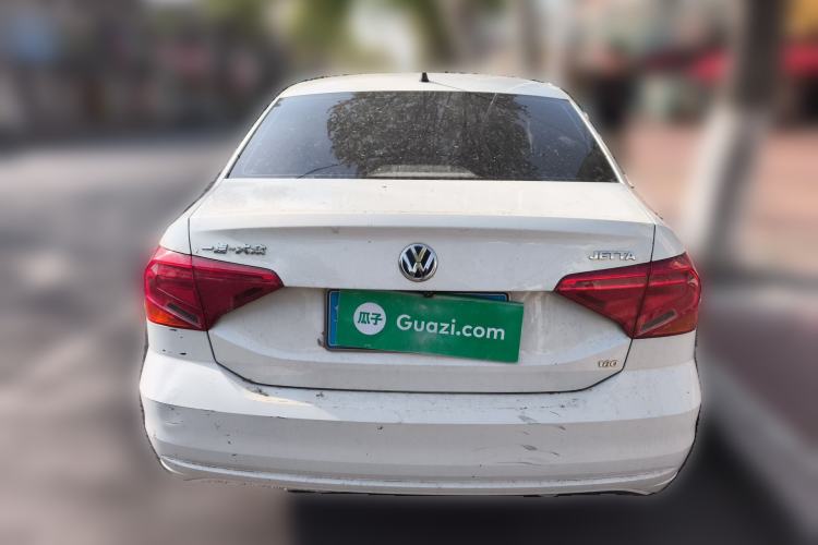 Used Volkswagen Jetta 2017 1.5L Manual Fashion Edition