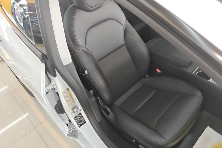 Used Tesla Model 3 2025 Long-Range All-Wheel-Drive Version
