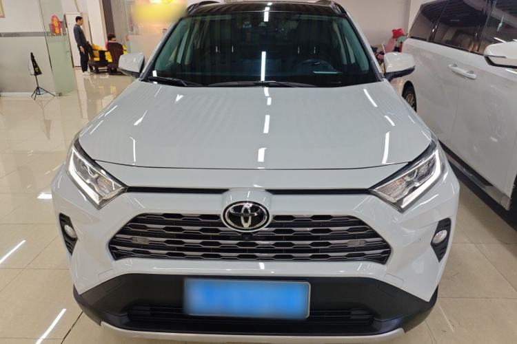 Used Toyota RAV4 2022 2.0L CVT Two-Wheel Drive Prestige Edition
