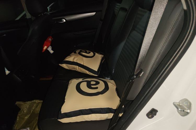 Used Kia Sportage R 2018 2.0L Automatic Smart Luxury Version China V Standard Left Rear Seat