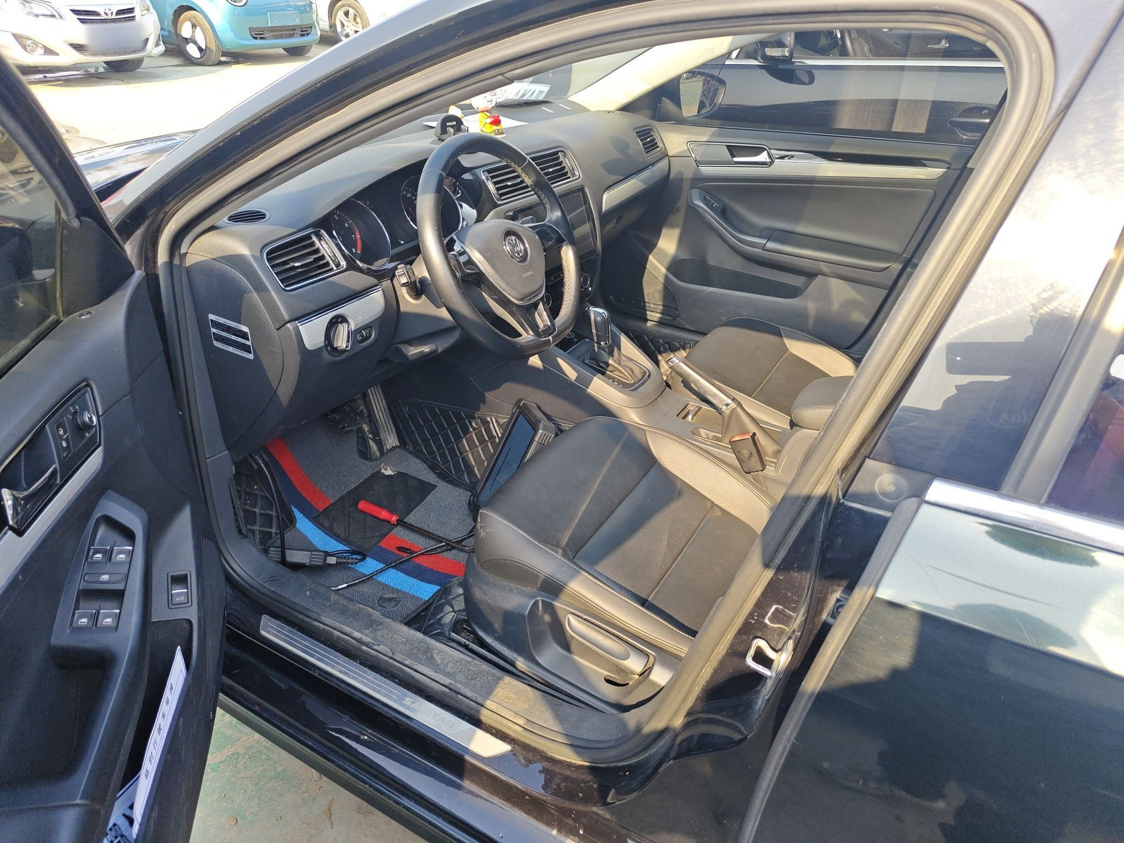 Interior delantero