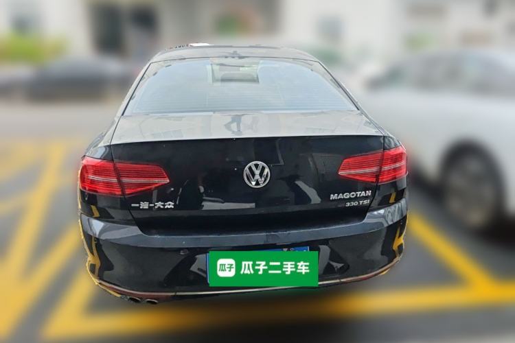 Used Volkswagen Magotan 2017 330TSI DSG Leading Model