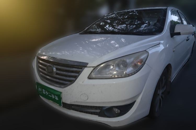 Used Lifan Auto 720 2014 Upgraded Model 1.5L Luxury Version Guazi used car, China used car export, Used car for sale, Used cars, Cheapest cars for sale