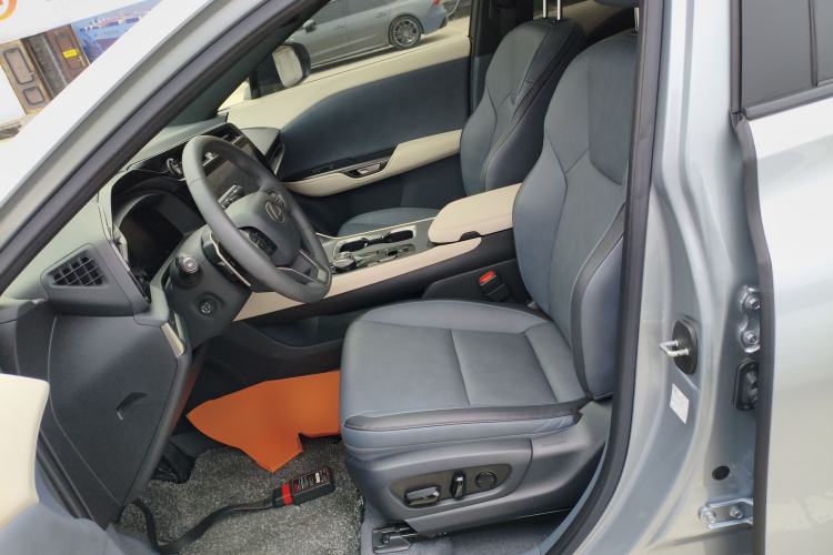 Used Lexus RZ 2023 450e All-Wheel Drive Luxury Edition
