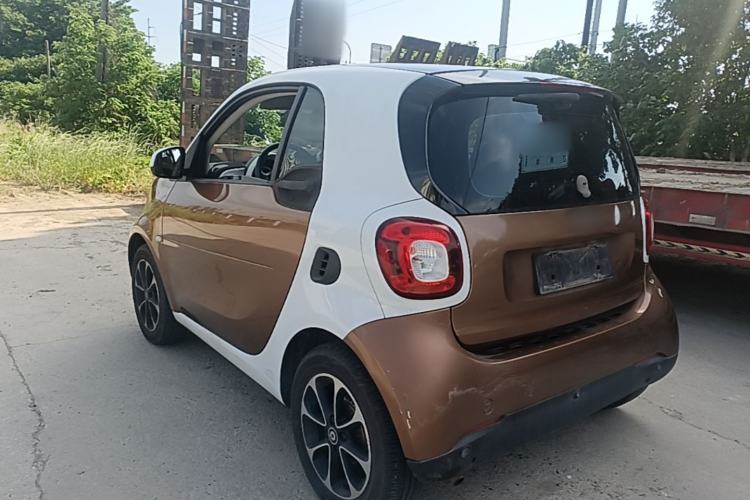 Used smart fortwo 2015 1.0L 52 kW Hardtop Passion Edition
